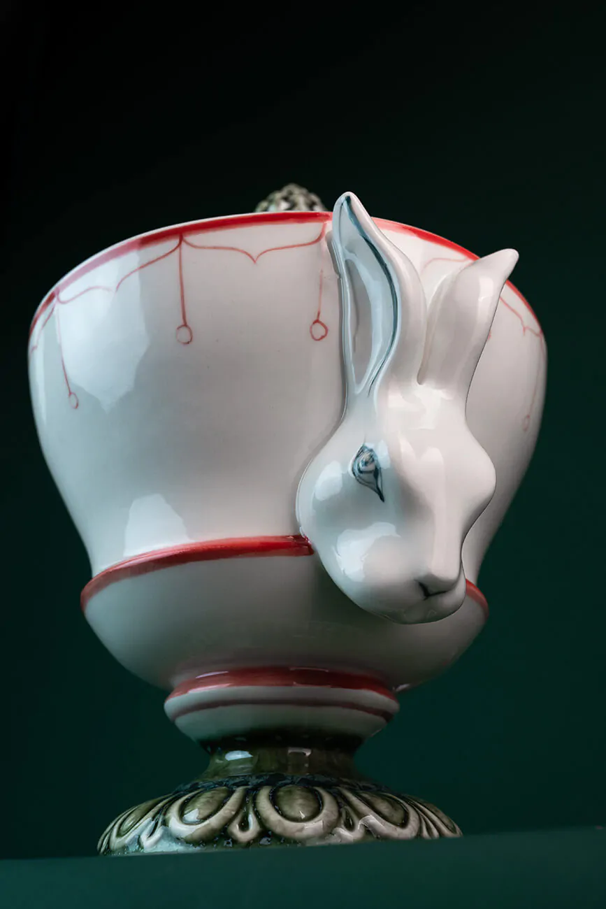 Цукерниця з зайчиком червоно-зелена Art Hall Ceramics